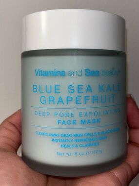 Blue Sea Kale Grapefruit Deep Pore Exfoliating Face Mask